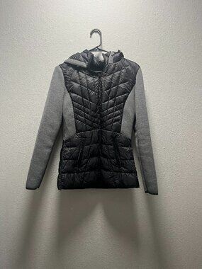 Bernardo Black & Grey Slim Fit Jacket – Size Small (Barely Worn)